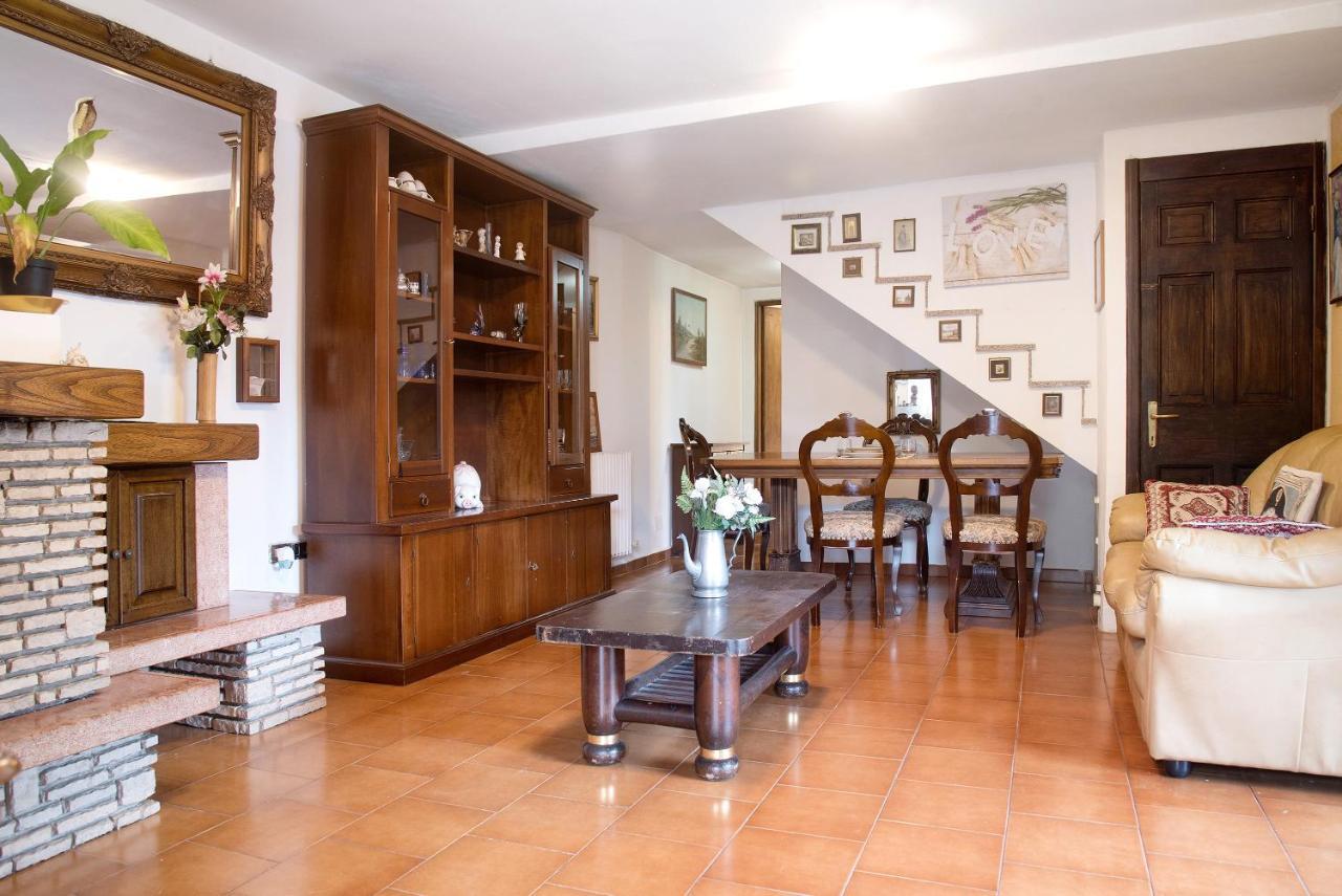شقة بورتو تْشاريسيو  في Casa Flora المظهر الخارجي الصورة