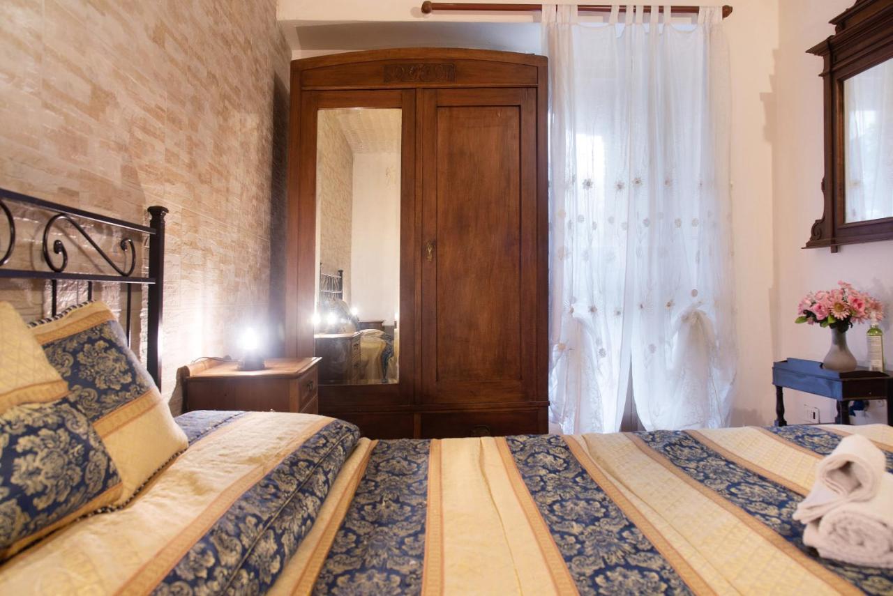 شقة بورتو تْشاريسيو  في Casa Flora المظهر الخارجي الصورة